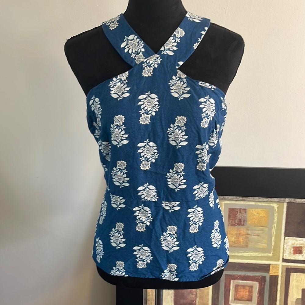 Linen halter with peplum waist